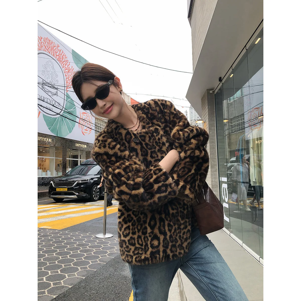 Fuzzy Leopard Print Jacket Women Friendly Warm Round Neck Winter Women\'s Fur Coat