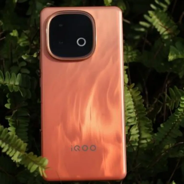 Рисунок 6 - Китайская версия VIVO IQOO Z10