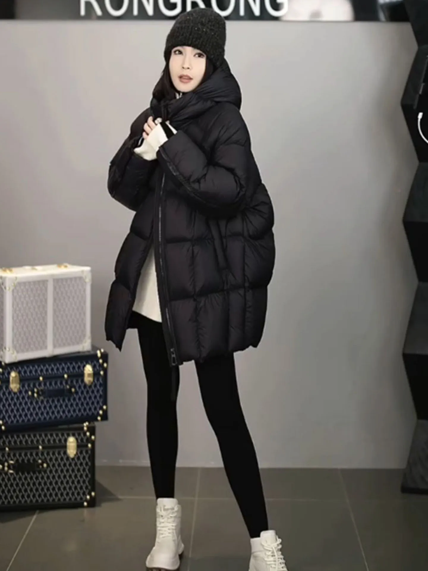 Unique Super Sli Hooded Bla down Jaet Women Winter Mid-Length 2025 New High-End Bread Coat Casual Sle Polyester Fib...