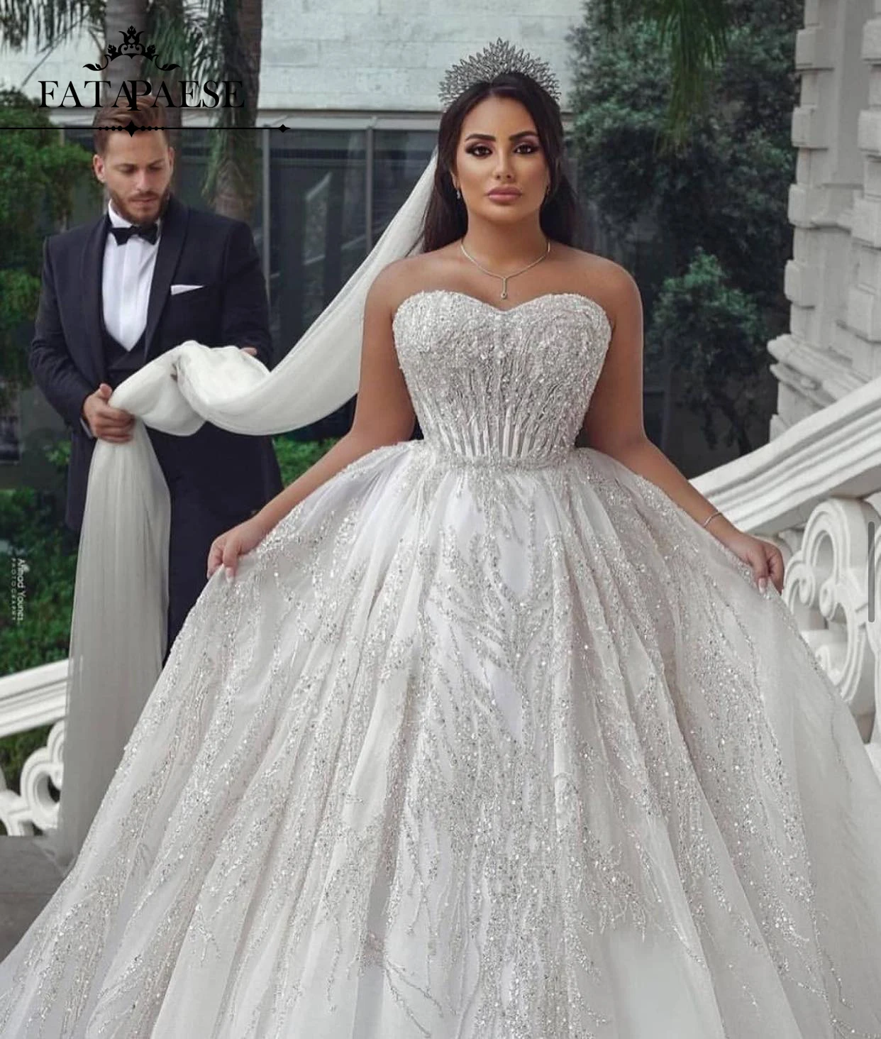 

Wedding Dresses Sweetheart Floor-length Sleeveless Zipper Up Wedding Gowns For Women 2024 Bride Luxury Sweep Train Wedding Gown