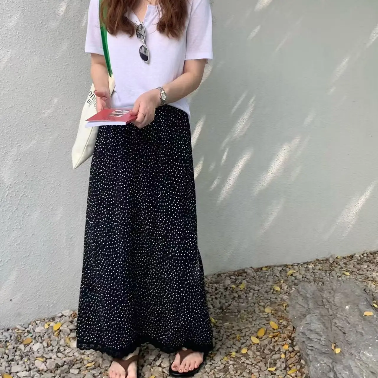 

KHKJ French-style elegant half-length skirt in semi-sheer fabric, loose fit, wide leg, suitable for 2025 summer, high waist, sli