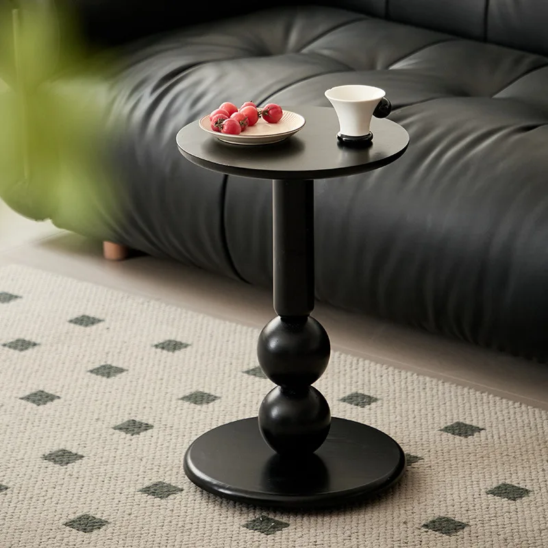 أريكة فاخرة خفيفة بجانب عدد قليل من غرفة المعيشة، طاولة قهوة صغيرة منزلية، طاولة جانبية، زاوية قديمة، شرفة تخزين متنقلة بجانب السرير #4