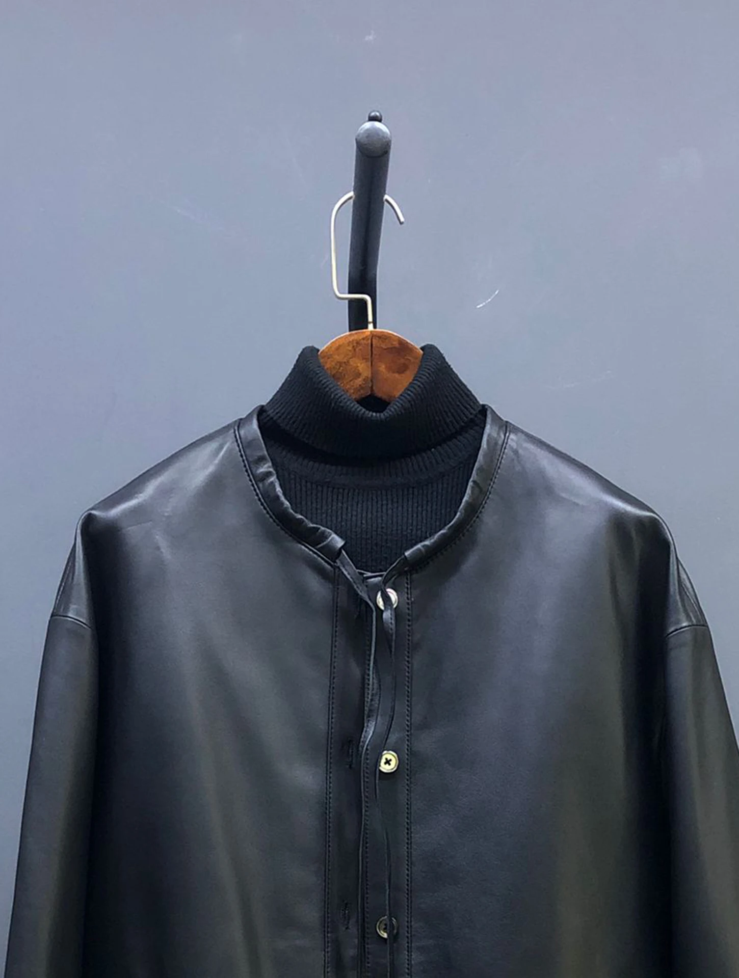 カジュアルレザージャケット レディース シープスキン ショートコート スリミング ルーズフィット カジュアルレザーベスト ファッショナブル 厚みのある長袖