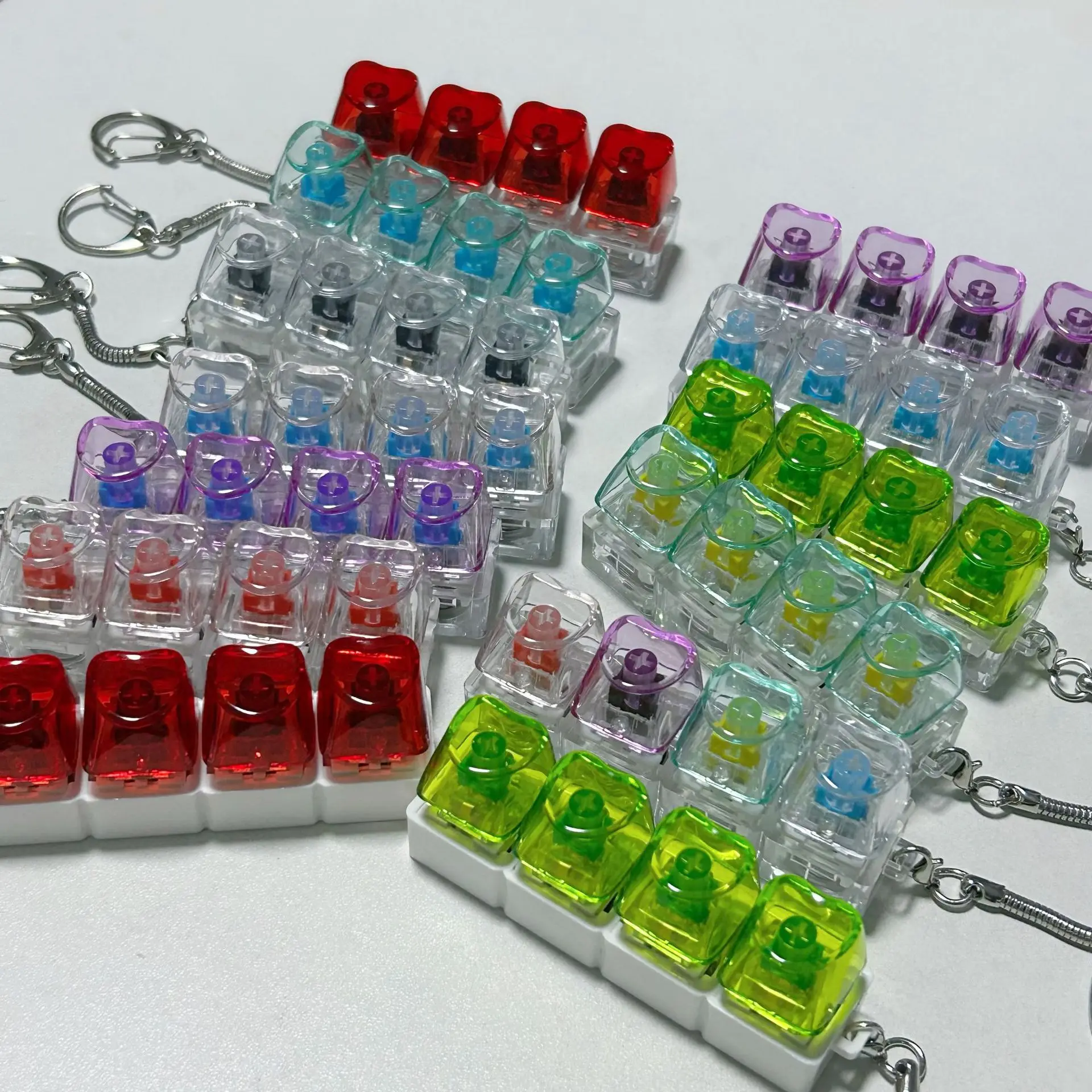 

Красочные сердечки, 4-сетка, светящаяся игрушка для снятия стресса на кончиках пальцев, милая конфетная кнопка, игрушка-кликер на палец, ECD, механическая клавиатура, непоседа