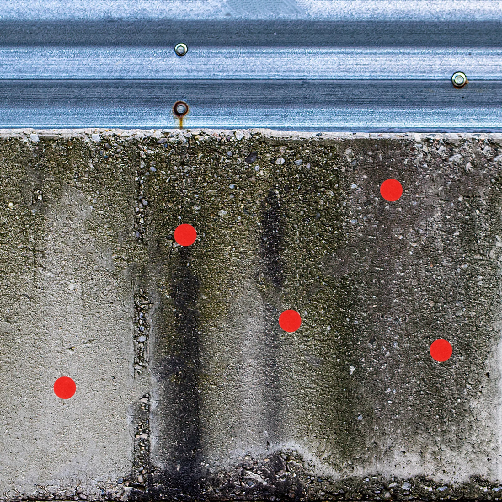 

50Pcs High Visibility Reflective Tacks Easy Install Flathead Design for Trail Marking Outdoor Safety Hiking Running Cycling