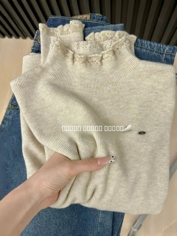 เสื้อสเวตเตอร์ถักลูกไม้สวยงามสำหรับผู้หญิง แฟชั่นฤดูใบไม้ร่วงฤดูหนาว ใส่ซ้อนเลเยอร์ได้ คอสูง เนื้อผ้านุ่มสบาย เหมาะสำหรับเป็นเสื้อตัวใน