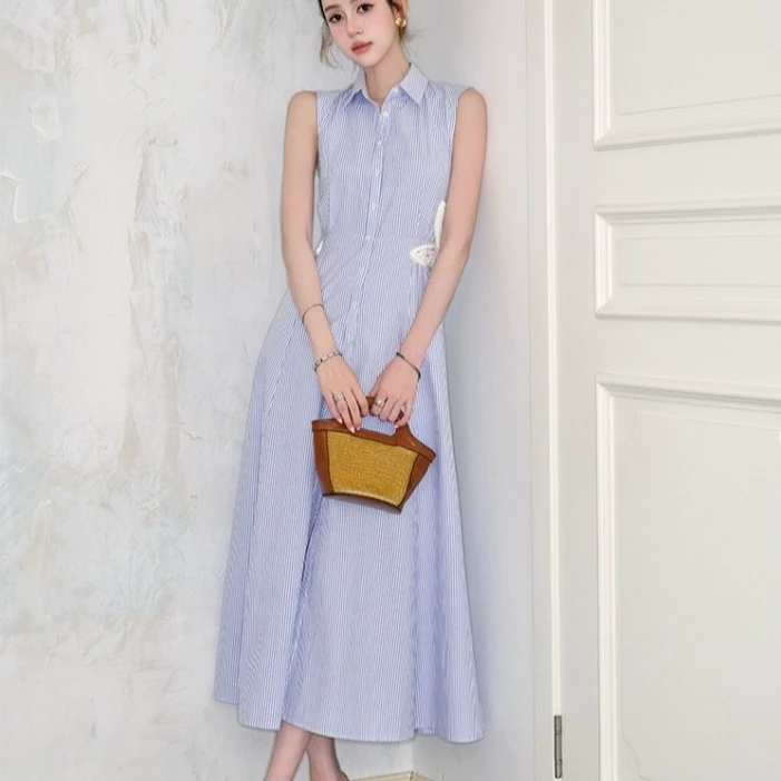 

Woman blue striped hollow dress lapel sleeveless elegant midi robe