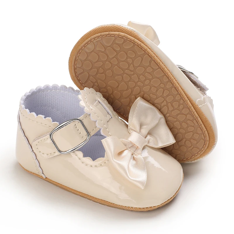 Nuove scarpe bianche Beige scarpe da bambino primaverili scarpe da neonato in pelle PU primi camminatori Princess Bowknot Baby Prewalker