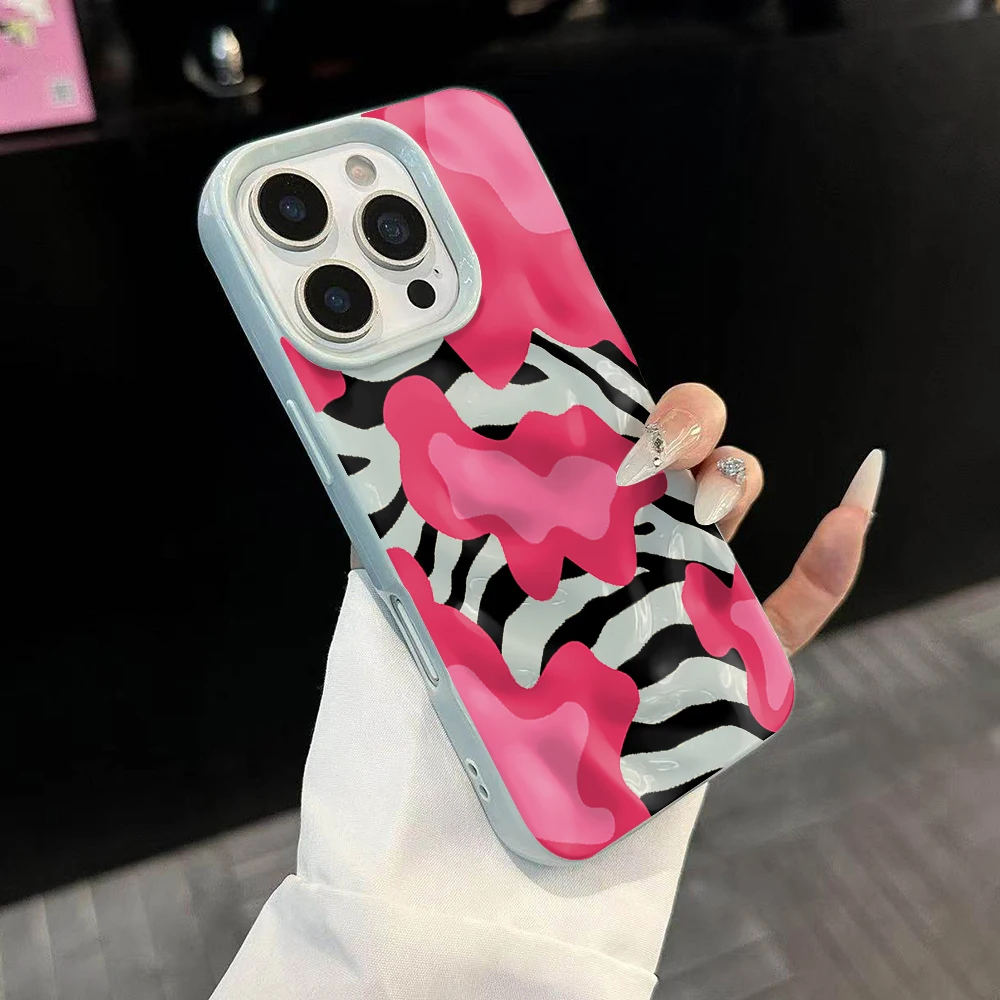 Modische Handyhülle mit Kuhmuster für iPhone 17 16 15 14 13 12 11 Pro Max 14 Plus 17Air, Falten-Wellen-Design, weiche Silikon-Schutzhülle, stoßfest – Detail 2