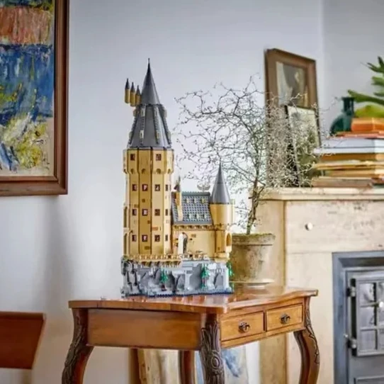 

Creative Expert The Main Tower Castle Brick Model Building Blocks Toys For Boy Girl Gifts Compatible With 76454 Model