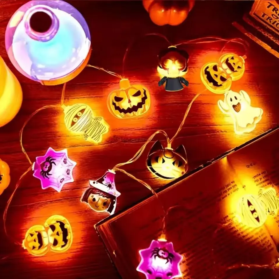 1 Buah Lampu Tali LED 8 Elemen Halloween Pencahayaan Suasana Horor Bertenaga Baterai dengan Kerangka Laba-laba Labu Kucing Penyihir Hantu