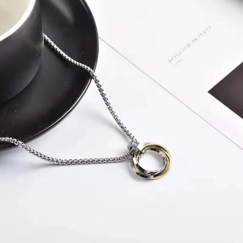 

Euro-American New Mens Hip Hop Three Circles Pendent Necklace Retro Chain Punk Couple Necklace Fashion Jewelry Gifts