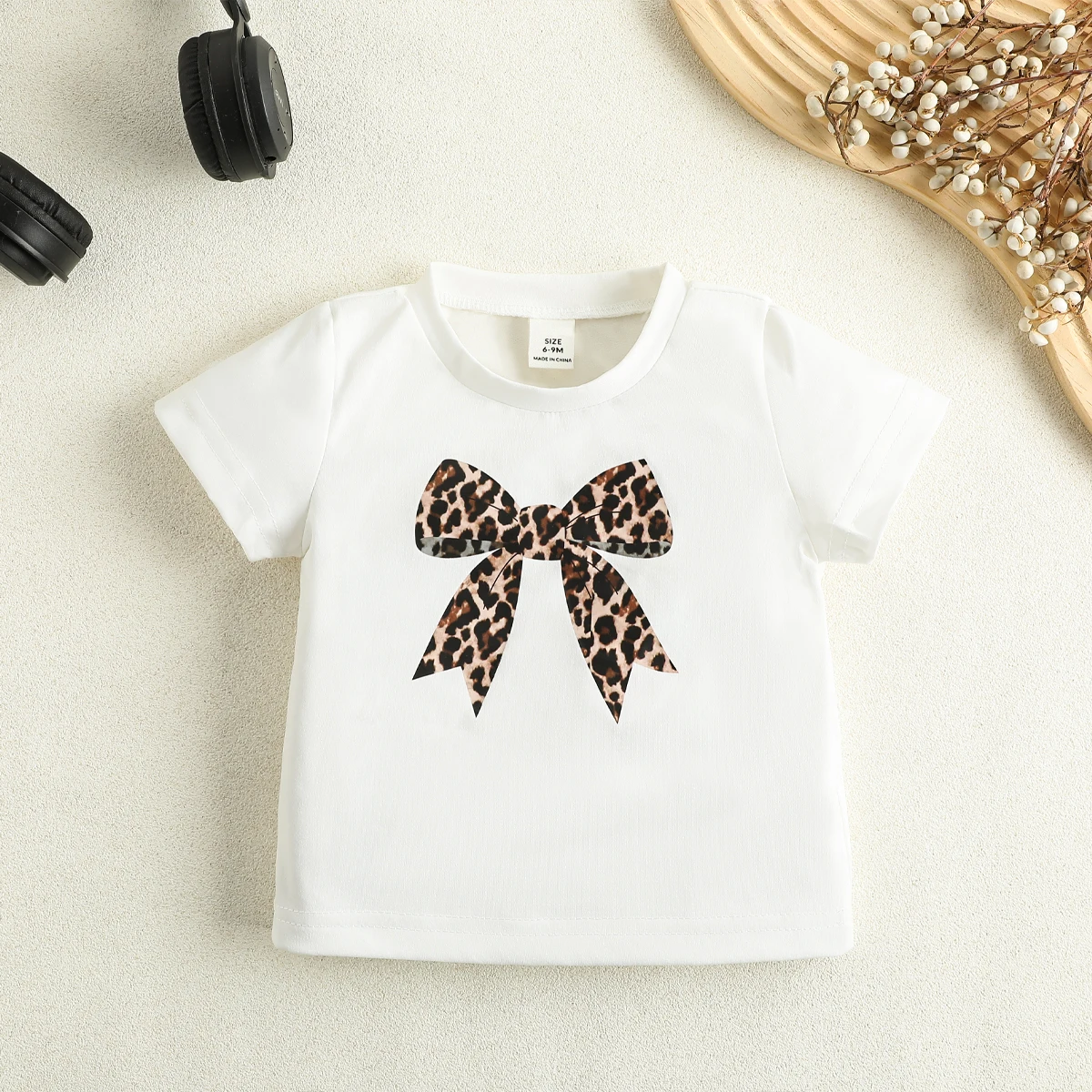 

Fashionable Summer New Arrival Solid Color Bowknot Short-Sleeved T-Shirt for Casual Wear