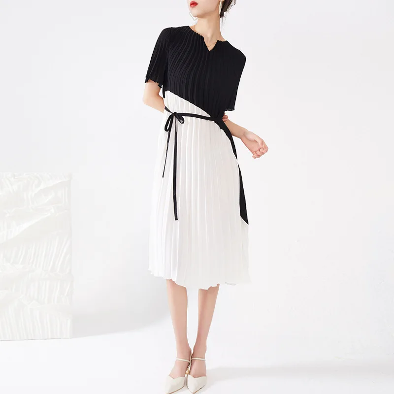 Summer Miyake Pleated Dress Summer New Contrast Short Sleeve Waist A Line Lace Up Slim Design Medium Length Skirt for Women