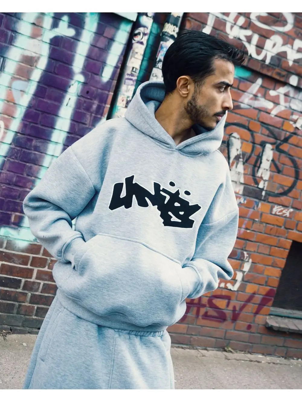 American retro high street fashion suit unisex printed pattern design pullover long sleeve hooded sweater straight pants suit. view 4