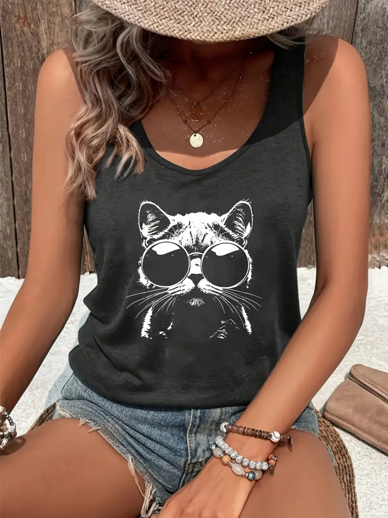 

Loose plus size wing pattern printed round neck white vest summer casual sleeveless top women's clothing