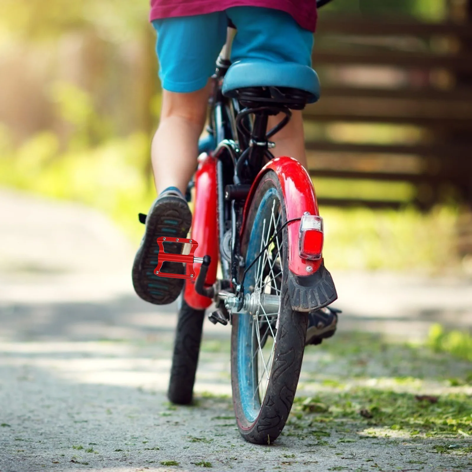 

1Pair Bike Pedals Aluminium Alloy Anti-Rust Platform Flat Pedals Hollow Design Lightweight for Mountain Road Road Pedal