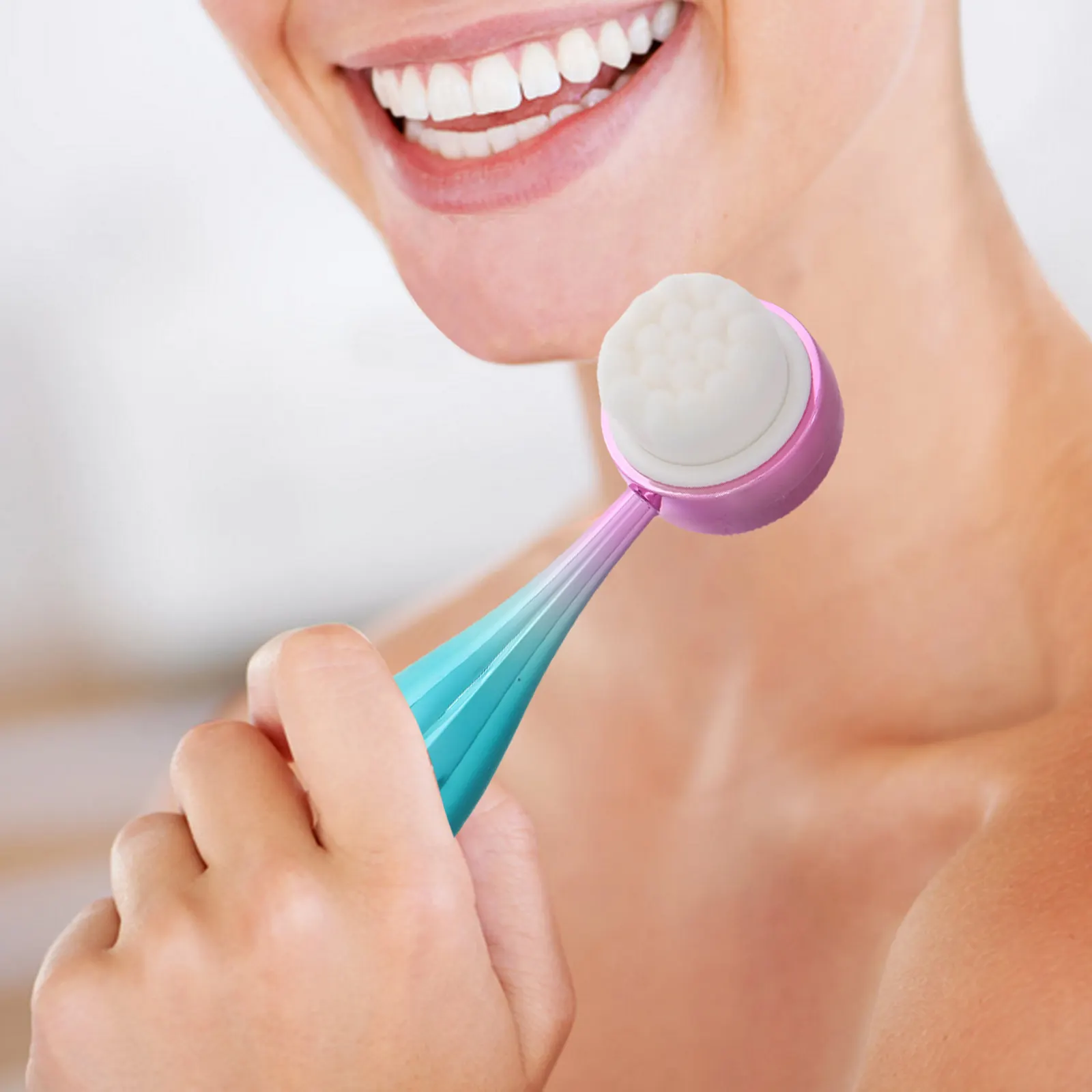 Cepillo de limpieza facial con mango plateado en forma de bola de boliche, exfoliante facial de silicona de doble cara, limpieza profunda y masaje facial