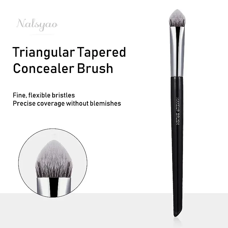 Triangle Beveled Concealer Brush for Dark Circles Acne Spots Concealer Makeup Brush Detail Highlighting Accents