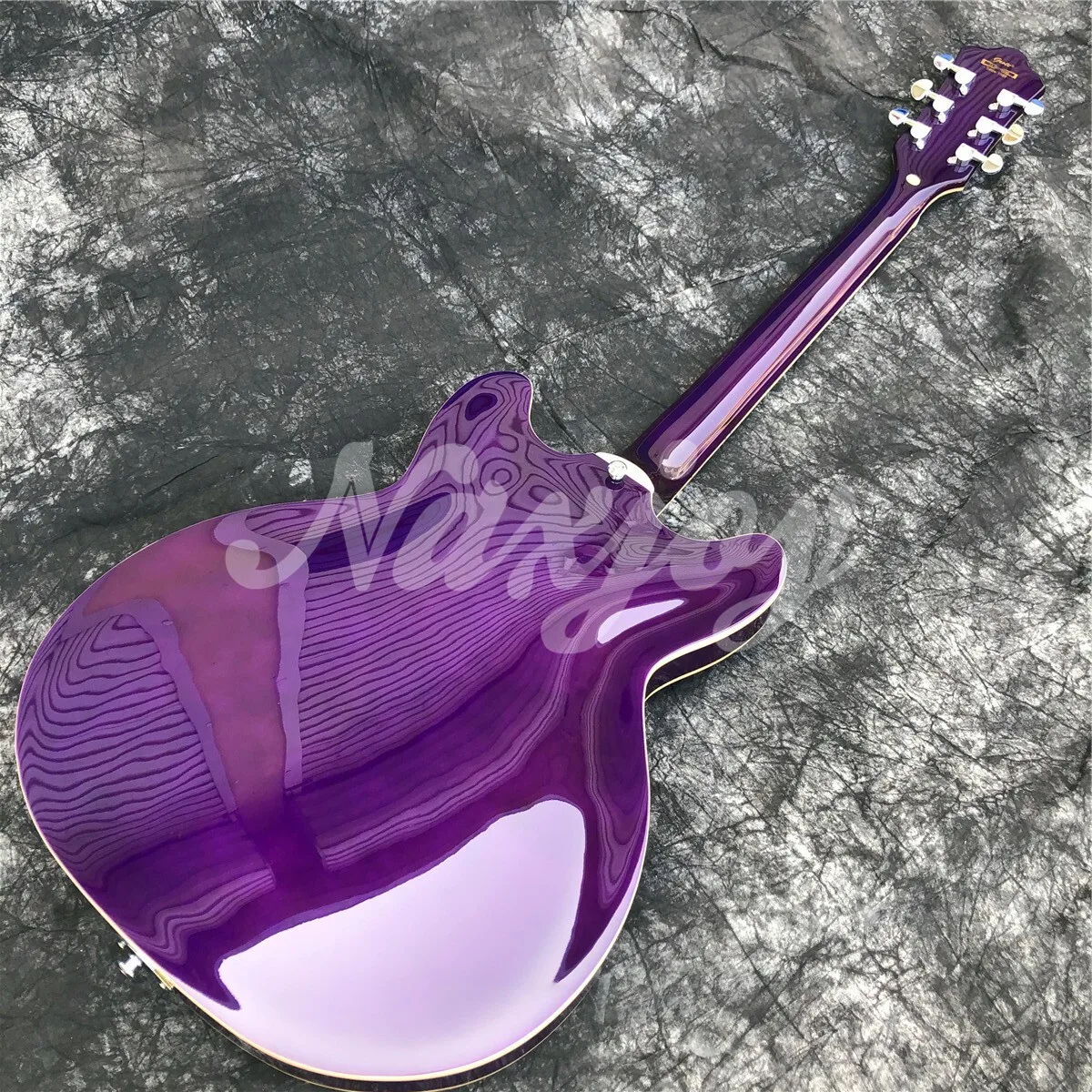 غروت الأرجواني لهب القيقب شبه جوفاء الغيتار F ثقوب Archtop الجاز الغيتار