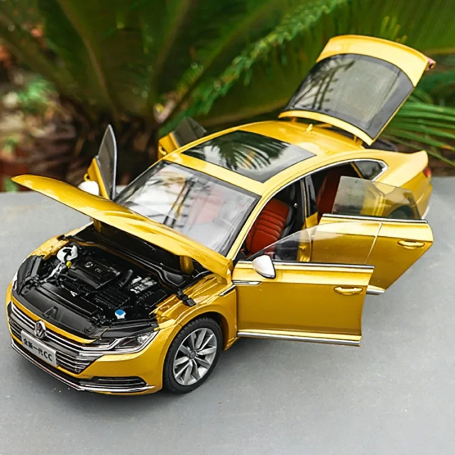 Diecast 1/18 Scale New Volkswagen CC Metal Car CC Model Diecast Vehicle Toys Model Men Collection Gift