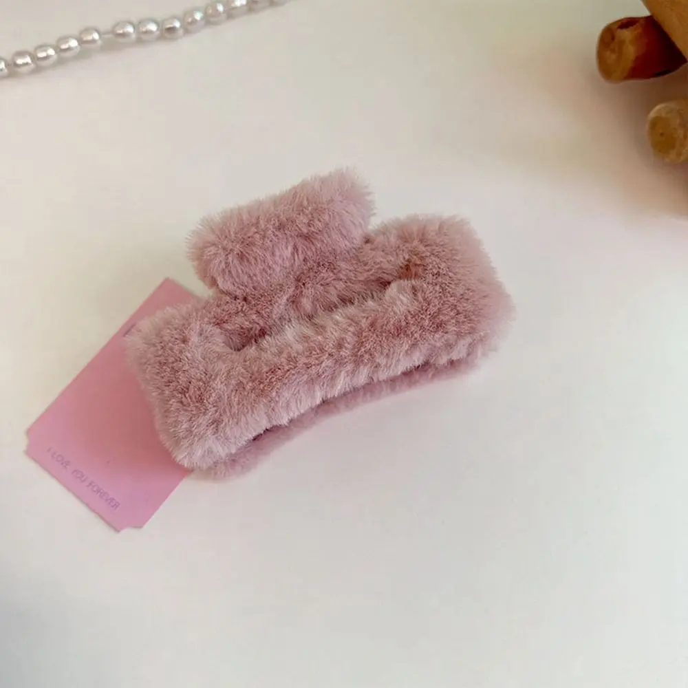 

Creative Square Plush Hair Claw Ponytail Holder Grab Clip Hair Clip Korean Style Hair Accessories Large Shark Clip Travel