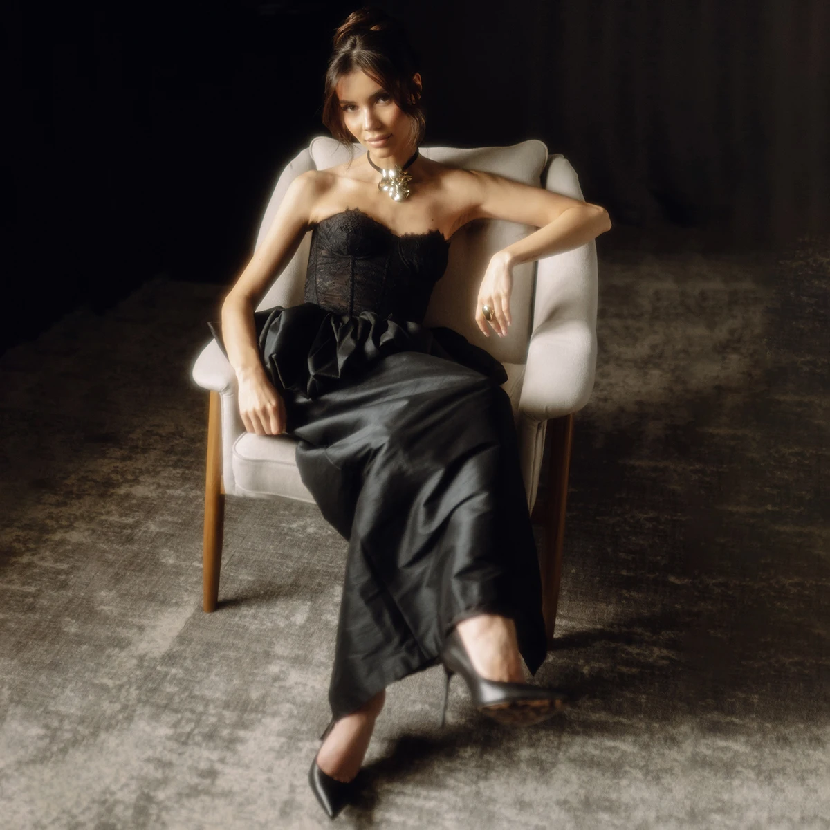 Ankle Length High Slit Black Wedding Gowns Sweetheart Strapless Modern Lace Corset Puffy Mini Skirt Satin Fitted Bridal Dress