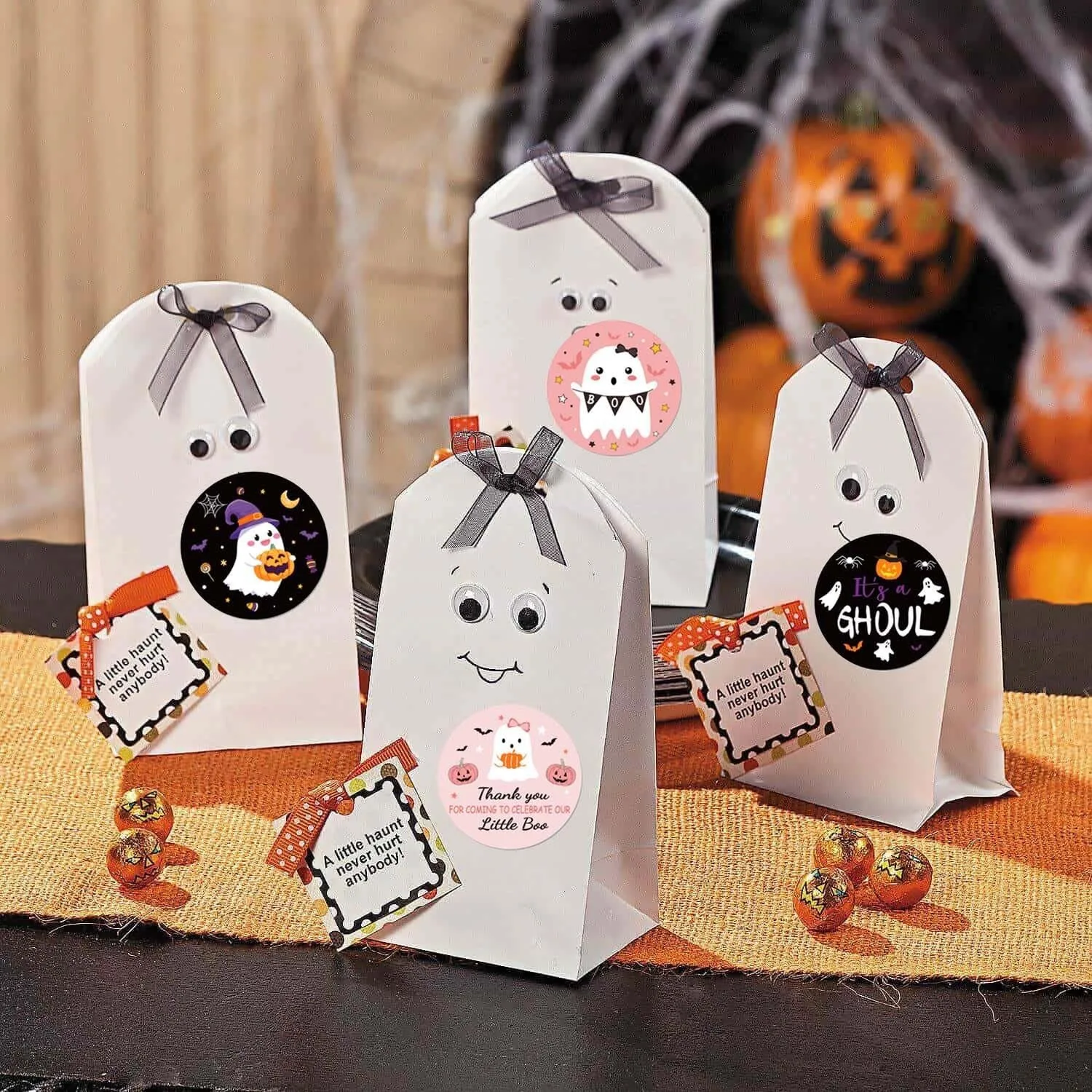 100-500pcs Cute Halloween Ghost Sticker, 2.5cm White Ghost Label for Envelope Gift Card Candy Bag Party Supplies