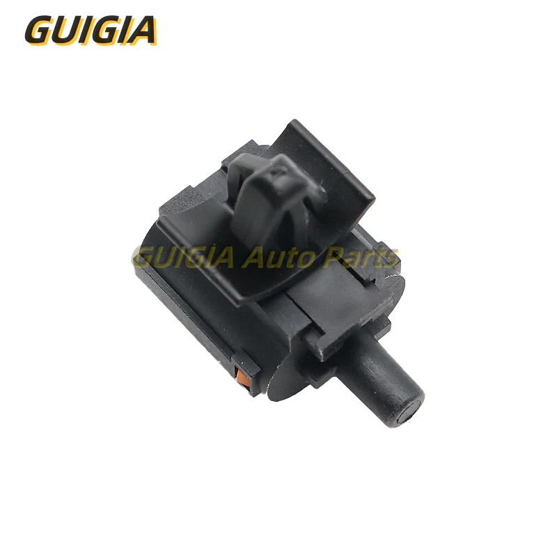 

1106818-00-A Датчик температуры Датчик температуры воздуха для Tesla Model 3/Y 2017-2023 110681800A 1106818-00 Автомобильные аксессуары