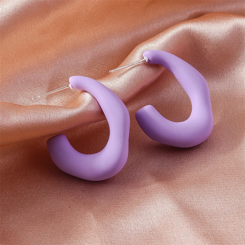 Modische 2,5 cm große runde Creolen für Damen, in Bonbonfarben, aus Acryl, als Schmuck für Partys und Festivals, ideal als Geschenk für Mädchen. – Detail 8