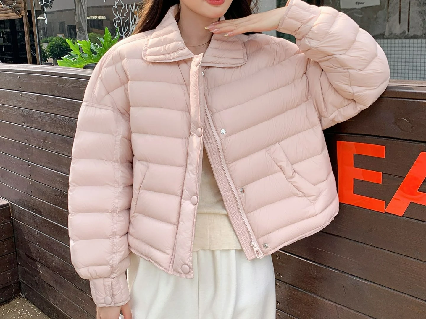 2026 New Light and Thin Ribs Cotton Clothes Women's Short Fashion Versatile Apricot Winter Commuter Jacket