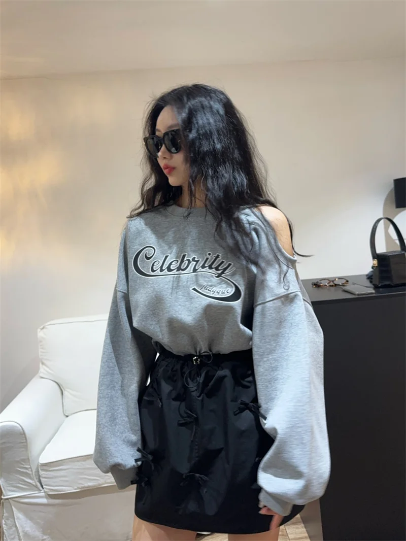 

Женская тонкая толстовка с открытыми плечами и круглым вырезом, с длинными рукавами, универсальная, для весны и осени, новинка 2026 года, в стиле Dongda Gate, повседневная, уличная мода.