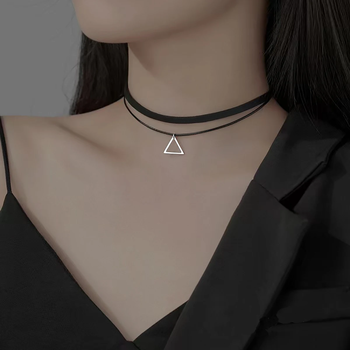 Fashion classic all-in-one vintage stainless steel triangle double layered with choker necklaces for women