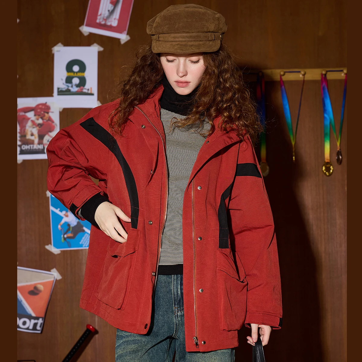 سترة نسائية بقلنسوة من Preppy لعام 2025 معطف عسكري كبير الحجم مع جيب كبير ملابس خروج عصرية أنيقة لقضاء عطلة الخريف ملابس خارجية #4