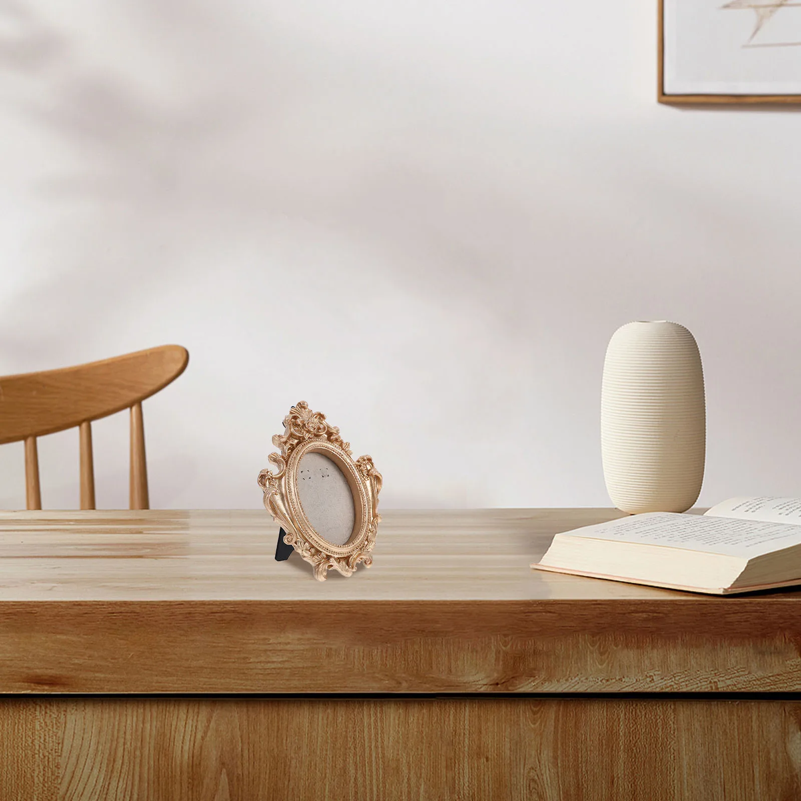 

Retro Photo Frame Exquisite Mini Ornament Picture Frames Artistic Home Decor