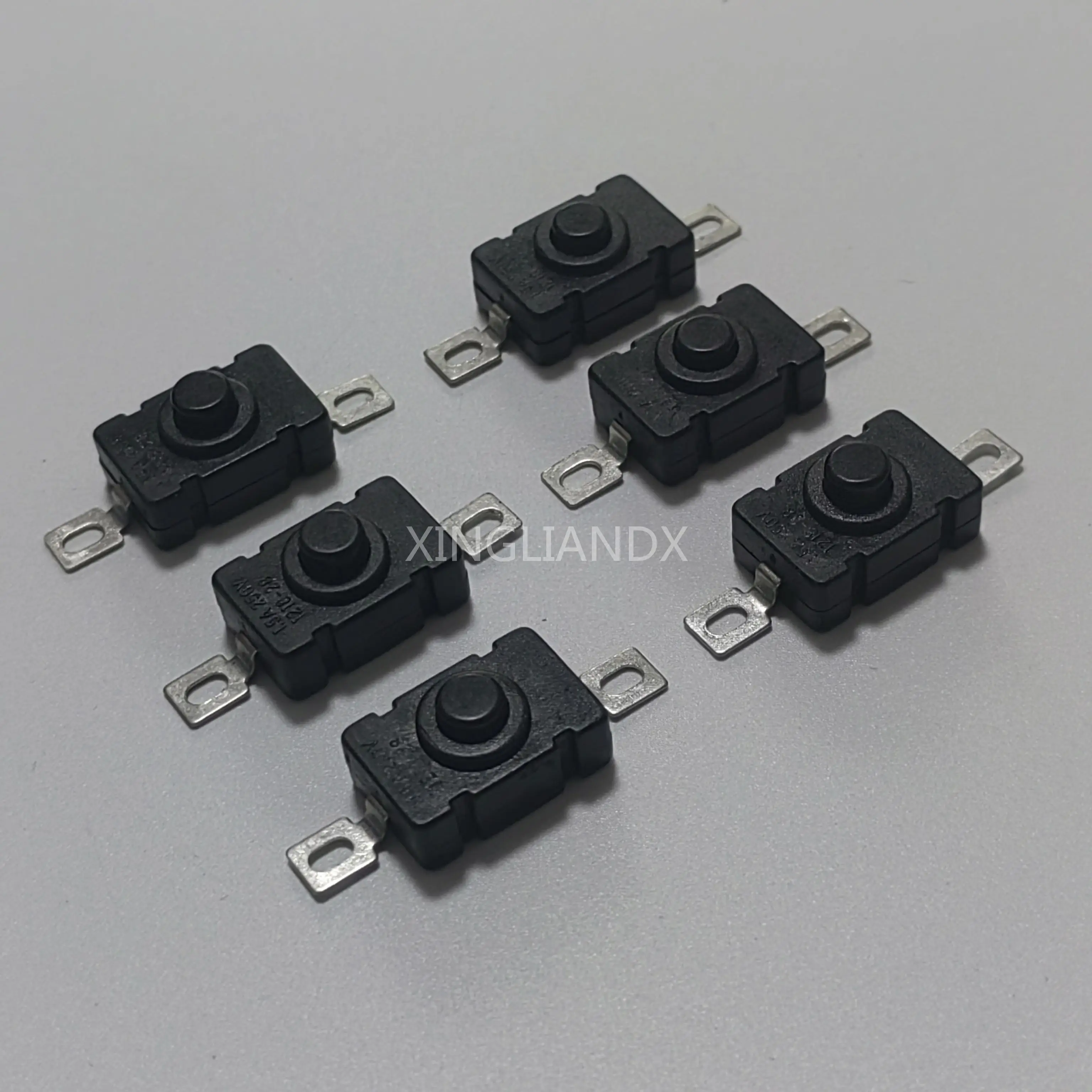 100PCS KAN-28 1.5A 250V Flashlight Switches Self Locking SMD Type 18 x 12mm Push Button Switch 1812-28A