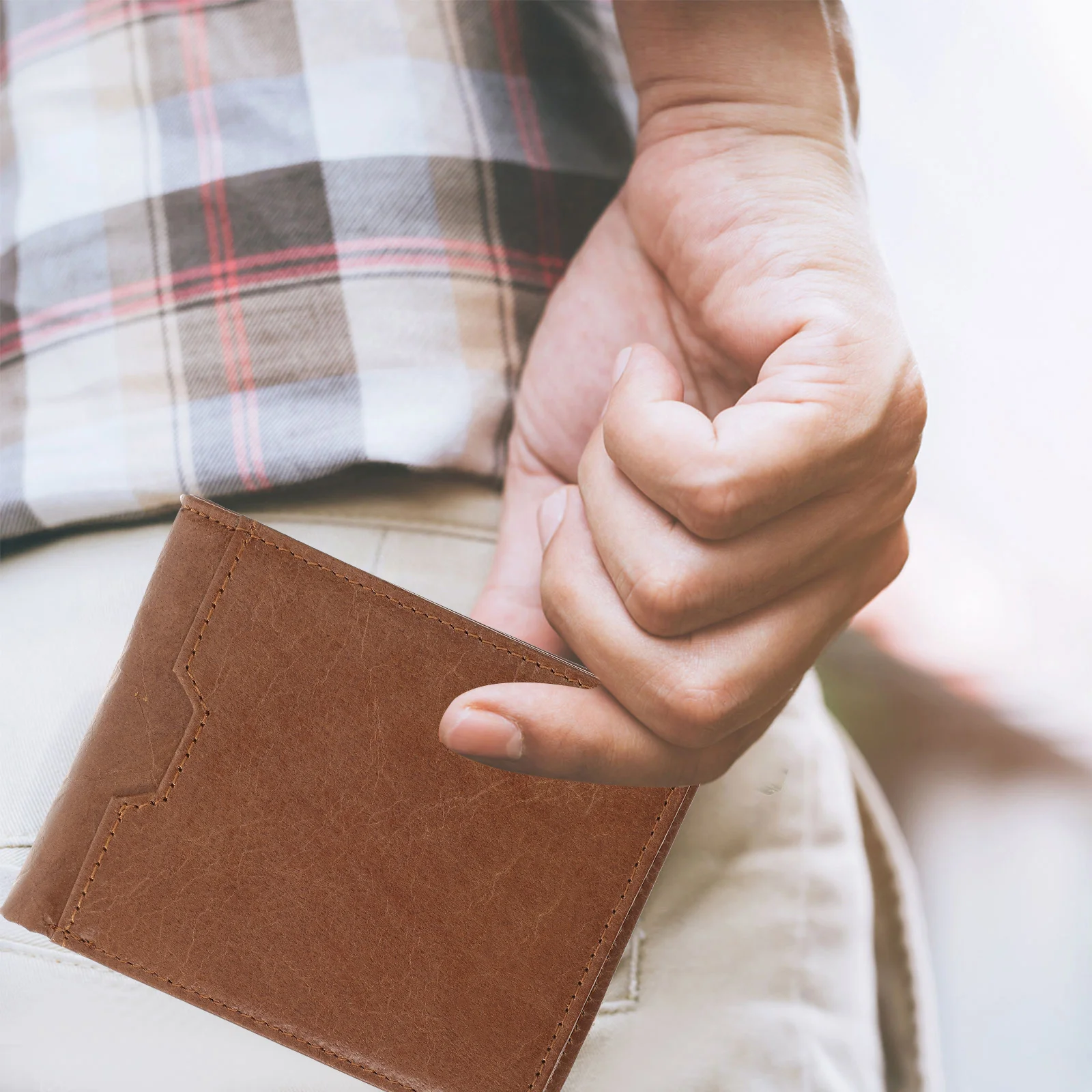 Slim Wallet for Men with Rfid Protection Vintage Bifold Design 4 by 3 Inches Compact Money Clip Organizer Purses