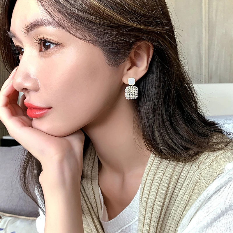 High Sense Simple Rice Pearl White Square Pendant Earrings For Woman 2023 in New Korean Fashion Jewelry Girls Sexy Accessories