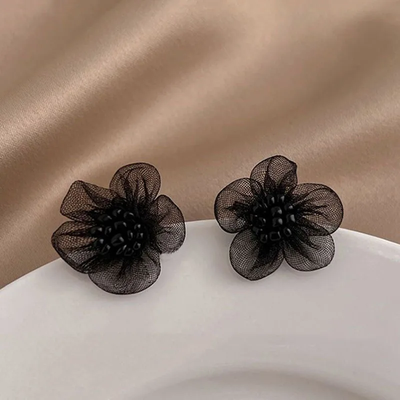 Dreamy Black Yarn Fabric Beaded Flower Stud Earrings Women Temperament Earrings Jewelry Daily Party Wearing