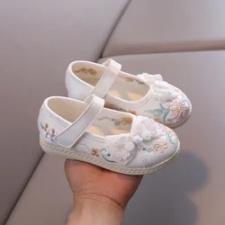 Scarpe eleganti da principessa per ragazza scarpe basse ricamate a mano per bambini scarpe di stoffa Hanfu di moda causale per bambini in stile nazionale retrò