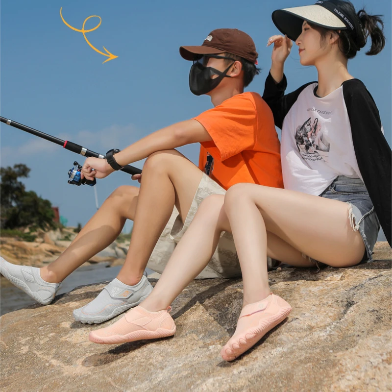 

2025 Multi-Size 35-46 Water Sports Shoes Couples Beach Diving Aqua Sneakers for Swimming Gym Cycling Hiking Outdoor Activities