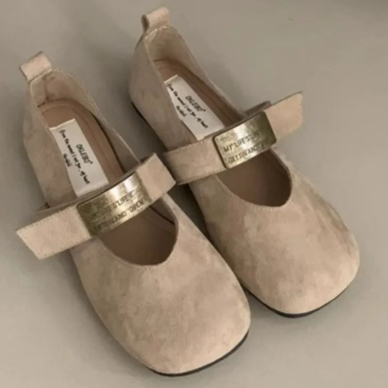 2025 Mocassini da donna con design a punta quadrata di nuova moda primavera 2025, passeggiate all'aperto, comode scarpe basse impermeabili in pelle scamosciata poco profonda