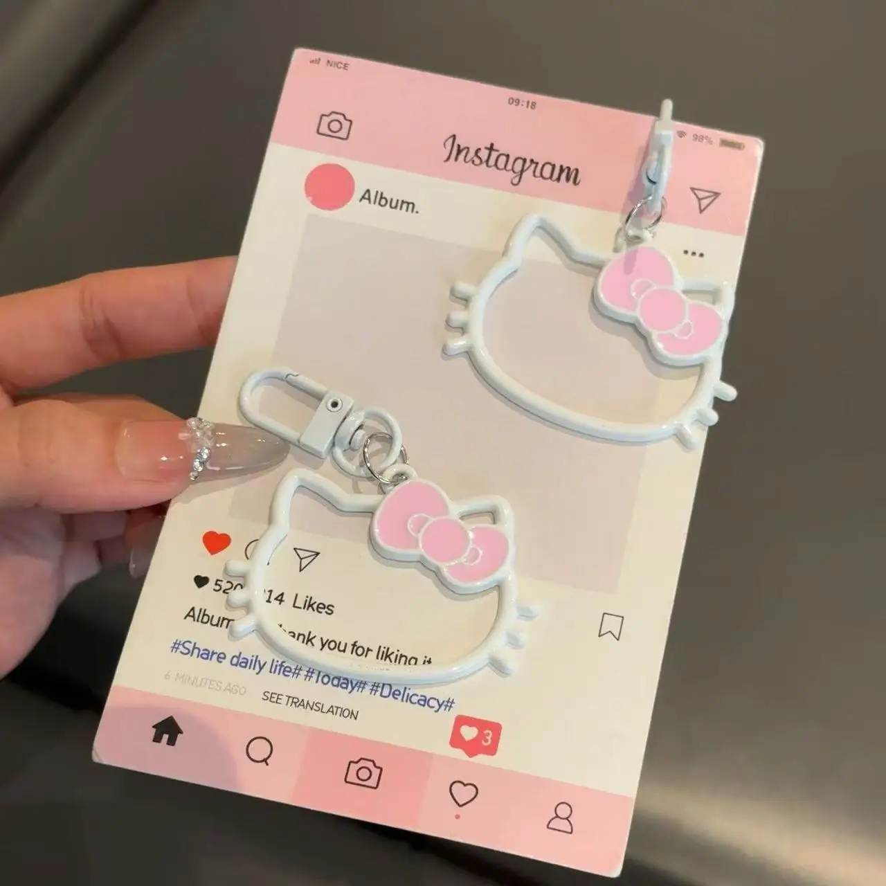 

Cute alloy KT cat keychain sweet girl ins style pendant cartoon bag hanging decoration