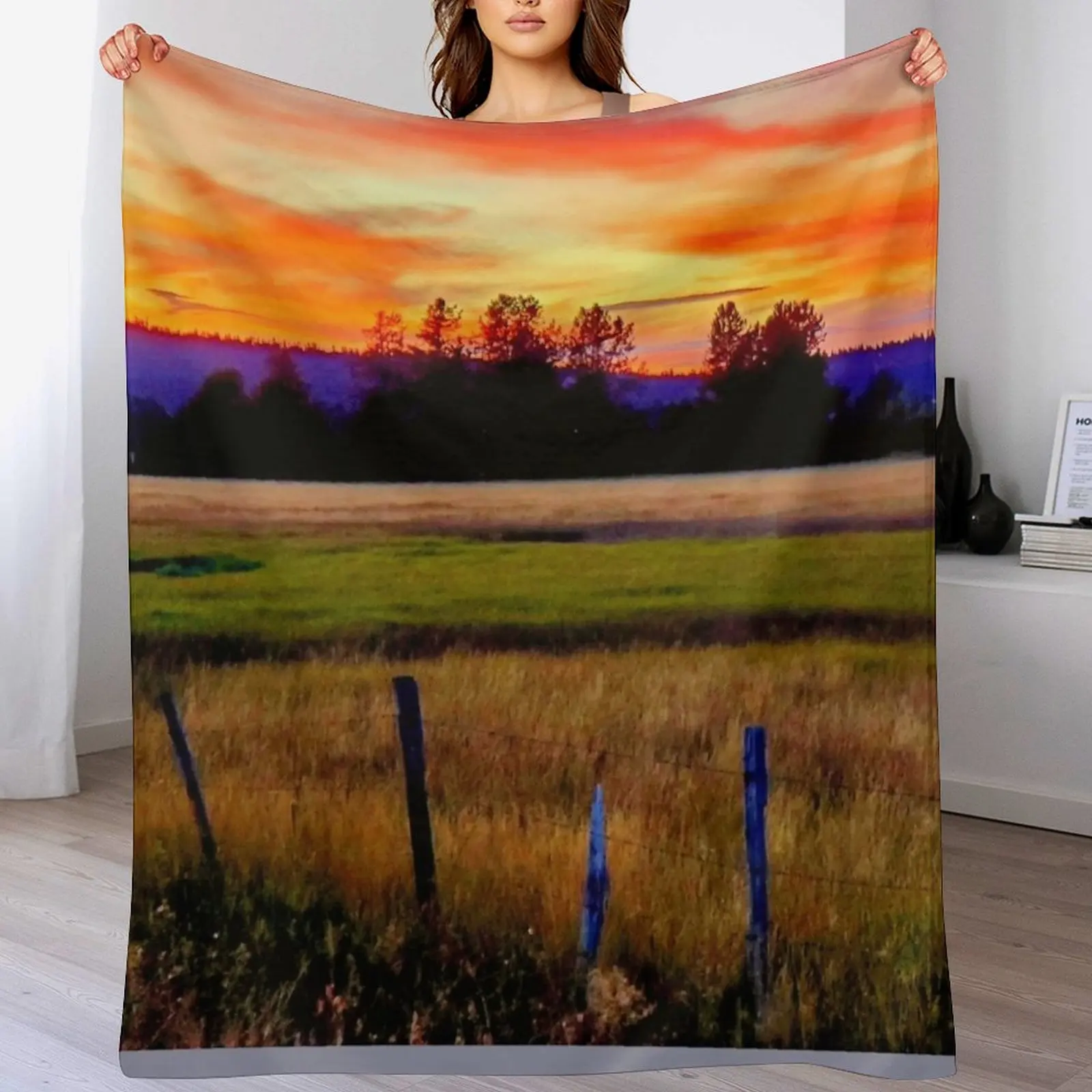 McCall, Idaho Sunset Throw Blanket Thin Shaggy Blankets