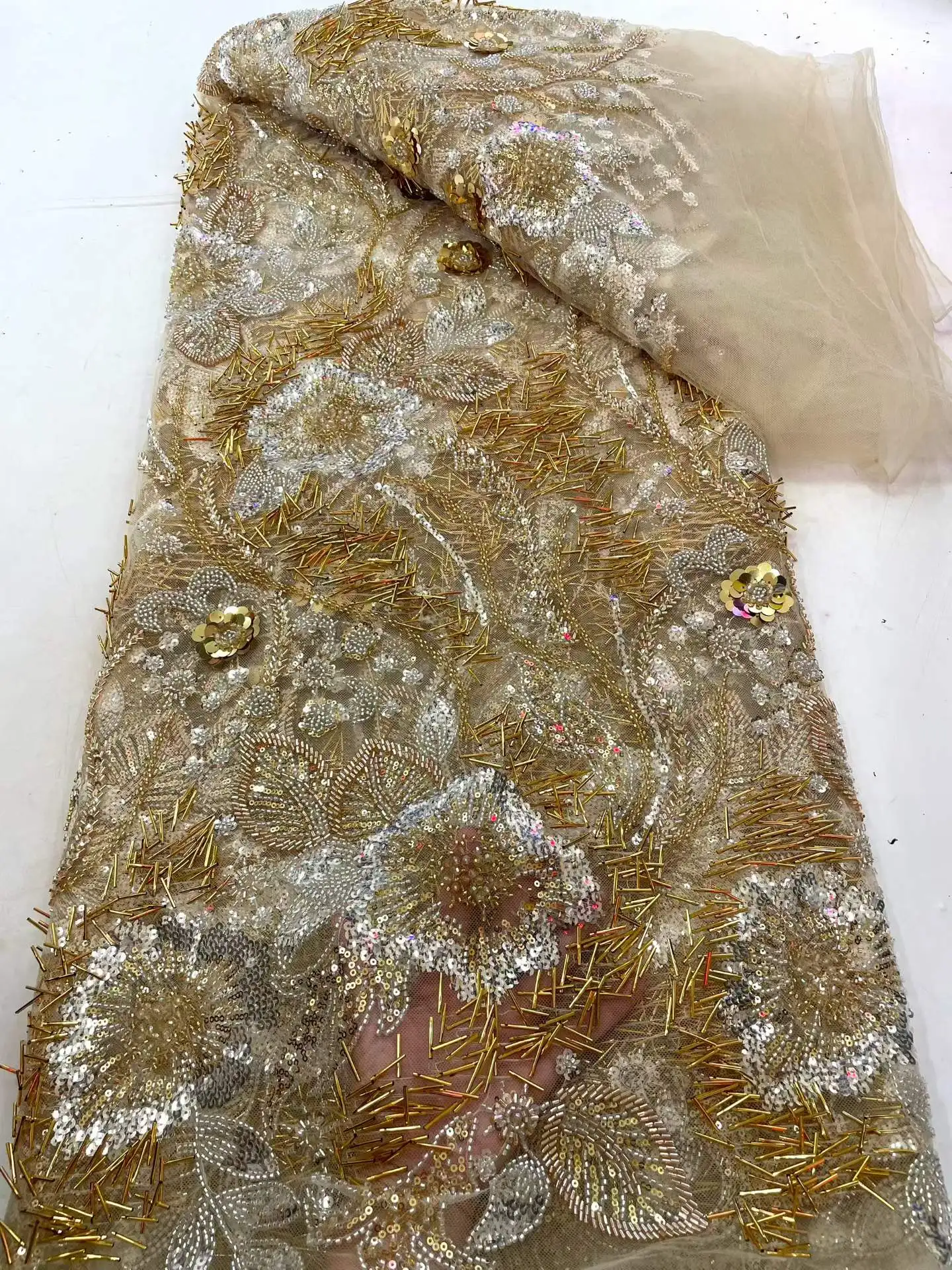 2026 Luxury African Sequins Beads Lace Fabric High Quality 3D Applique Tassels Lace 5 Yards French Fabric For Bridal Party Dress