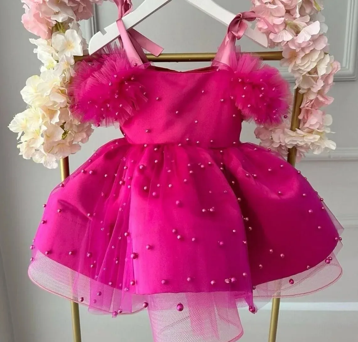 ที่กําหนดเอง Rose ดอกไม้สีชมพูสาวชุดสําหรับงานแต่งงานลูกปัดแขนกุด Puffy ประกวดชุดเด็กวันเกิด First Communion ชุด