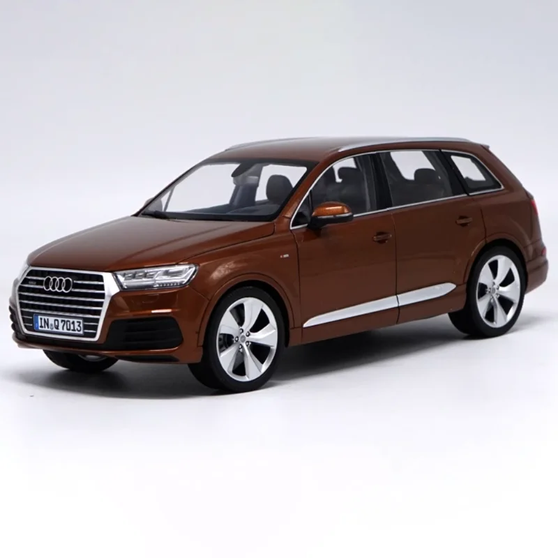 Diecast 1:18 Scale Q7 SUV Alloy Vehicle Model Finished Simulation Collection Decoration Gift Toys Display