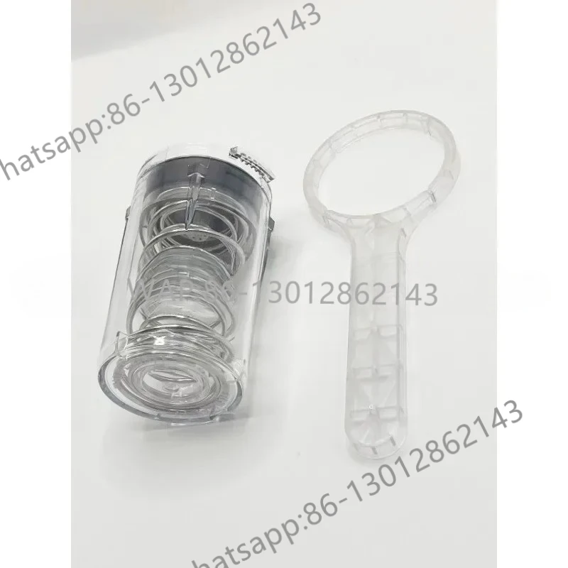 

semi-automatic coffee machine brewing head hot washing and cleaning accessories.E61