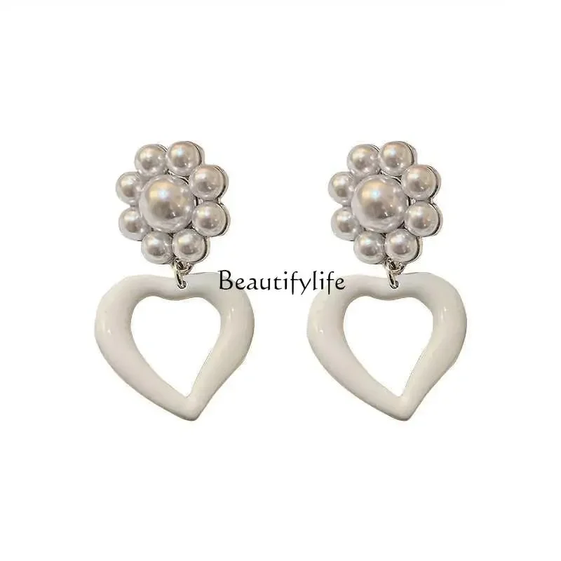 

Sweetheart White Pearl Flower Earrings, 925 Silver, Love Heart, Exaggerating