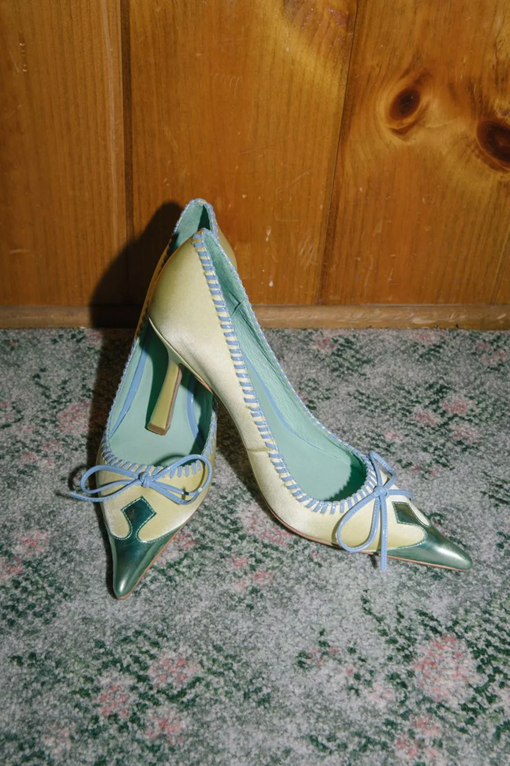 

Light Green Satin Pointed-Toe High Heels Mint Green Toe Cap Pastel Blue Bow Accent Elegant Low-Cut Stiletto Heel Pumps